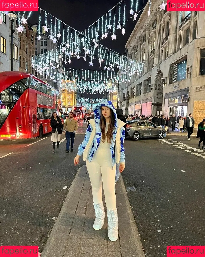 Soph Alice Onlyfans Photo Gallery 