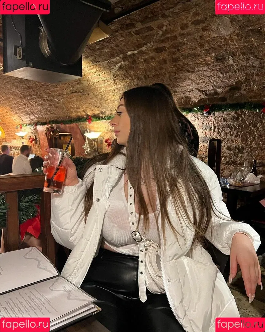 Soph Alice Onlyfans Photo Gallery 