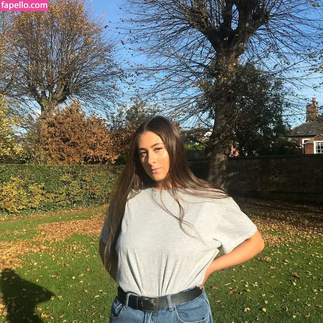 Soph Alice Onlyfans Photo Gallery 