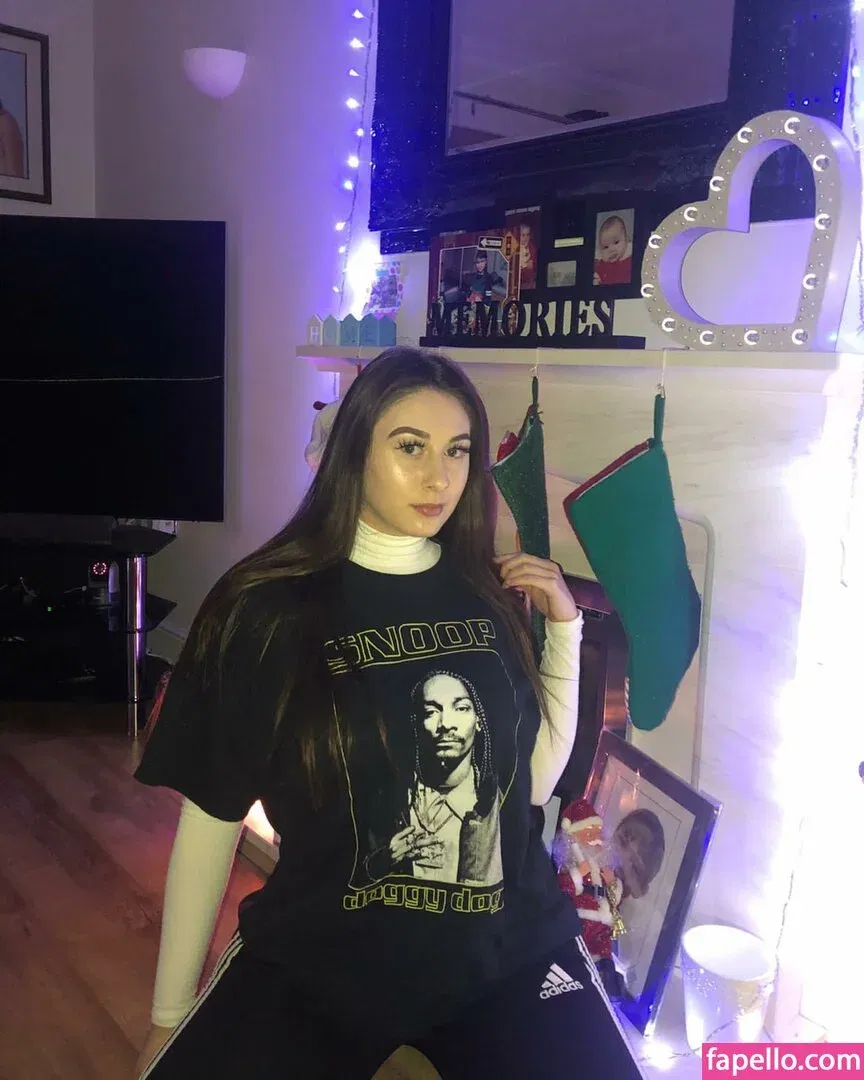 Soph Alice Onlyfans Photo Gallery 