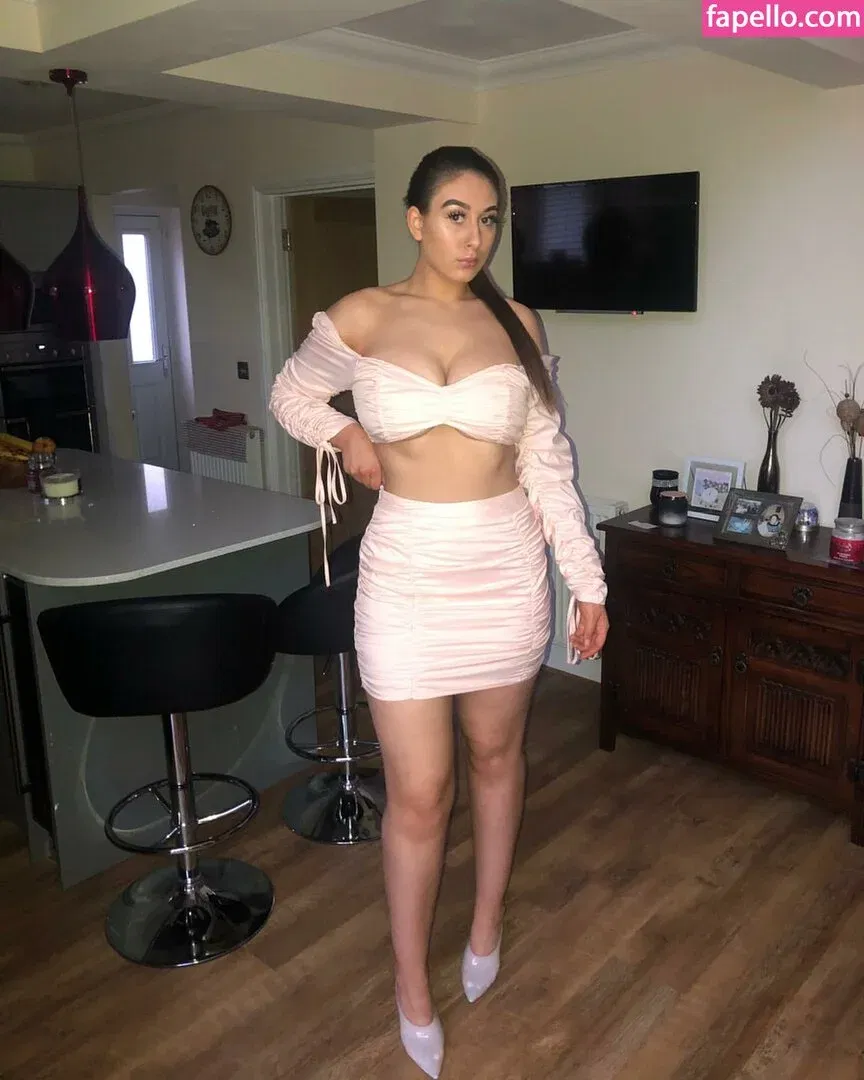 Soph Alice Onlyfans Photo Gallery 