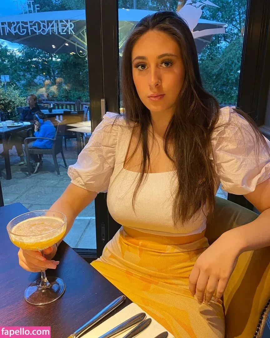 Soph Alice Onlyfans Photo Gallery 