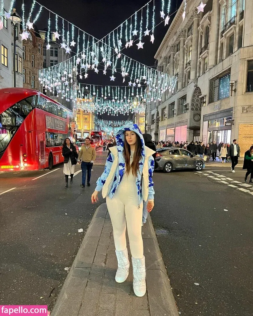 Soph Alice Onlyfans Photo Gallery 