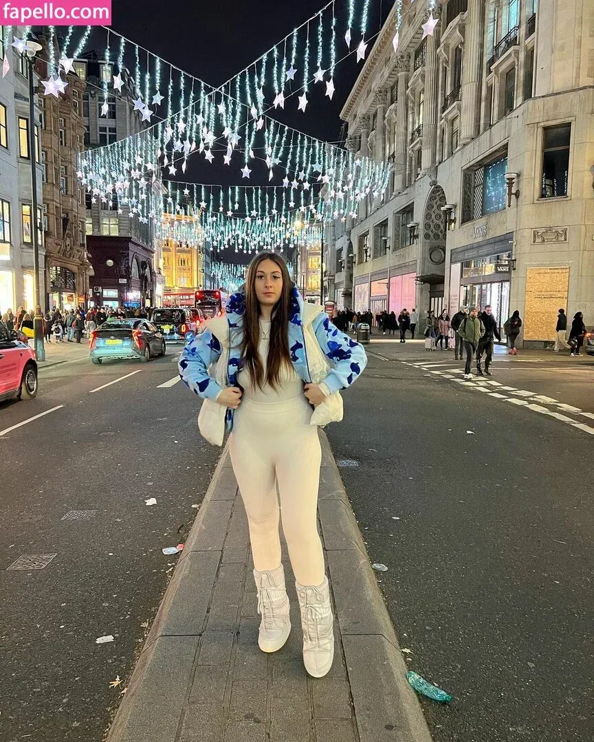 Soph Alice Onlyfans Photo Gallery 