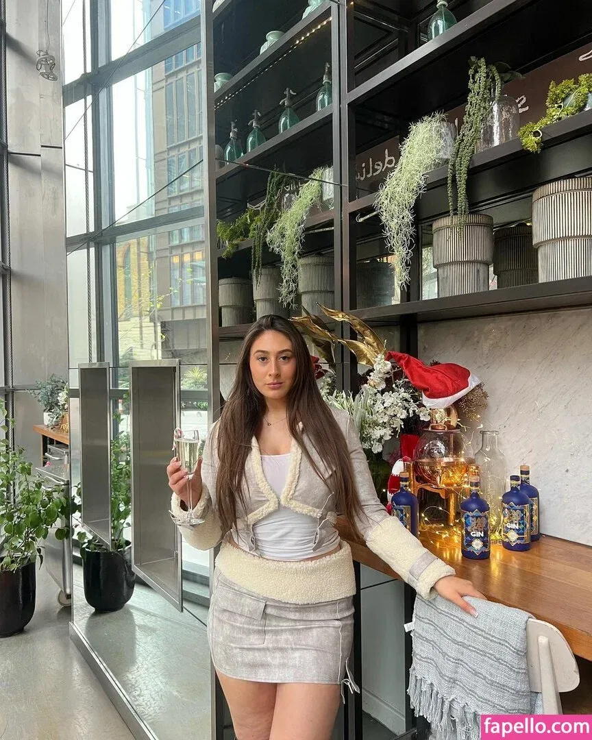 Soph Alice Onlyfans Photo Gallery 