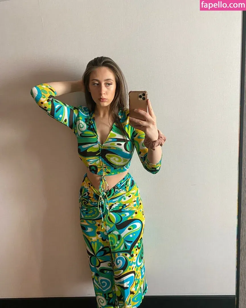 Soph Alice Onlyfans Photo Gallery 