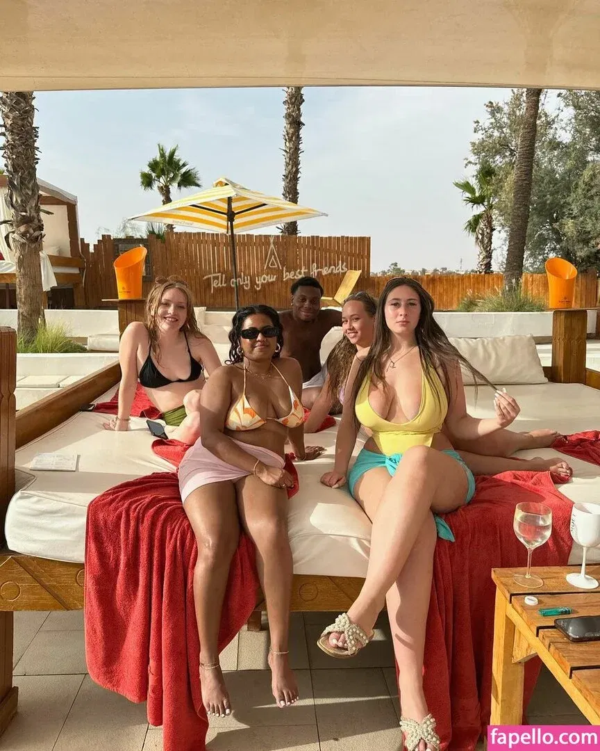 Soph Alice Onlyfans Photo Gallery 