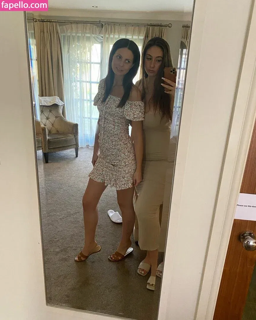 Soph Alice Onlyfans Photo Gallery 