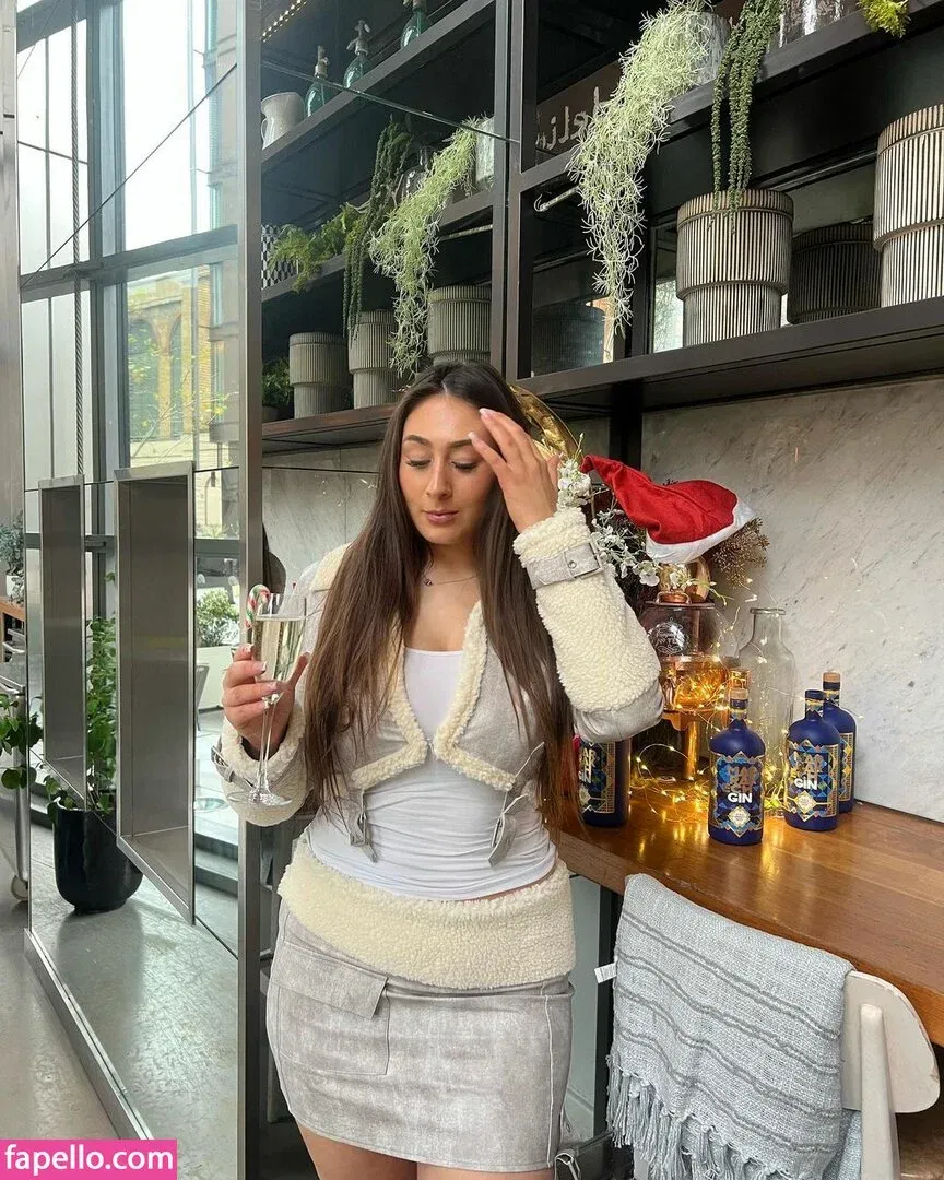 Soph Alice Onlyfans Photo Gallery 