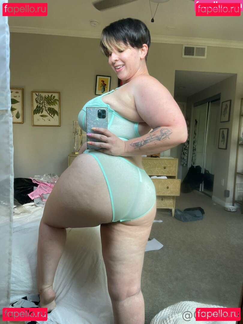 qtsnackirl Nude Onlyfans Photo 48