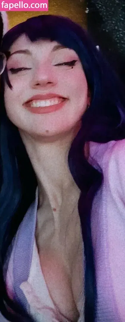 mikaela.t Onlyfans Photo Gallery 