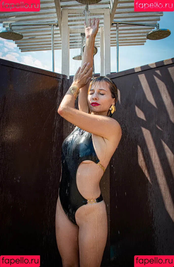 Victoria Borodinova Onlyfans Photo Gallery 
