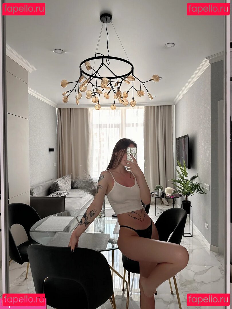 Holly_Bible Nude Onlyfans Photo 14