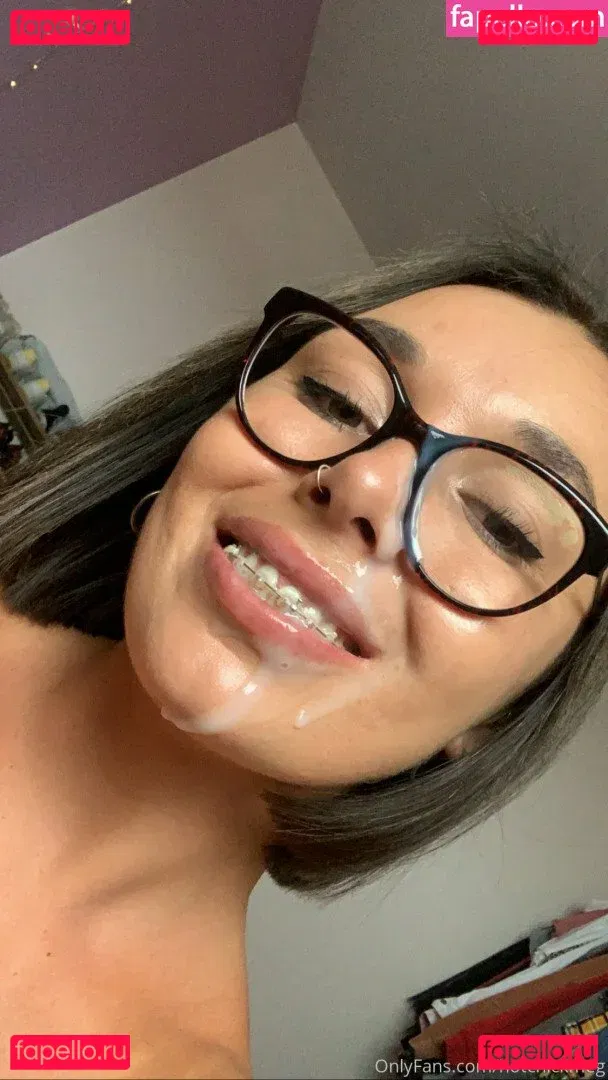 Hotchickmeg Onlyfans Photo Gallery 