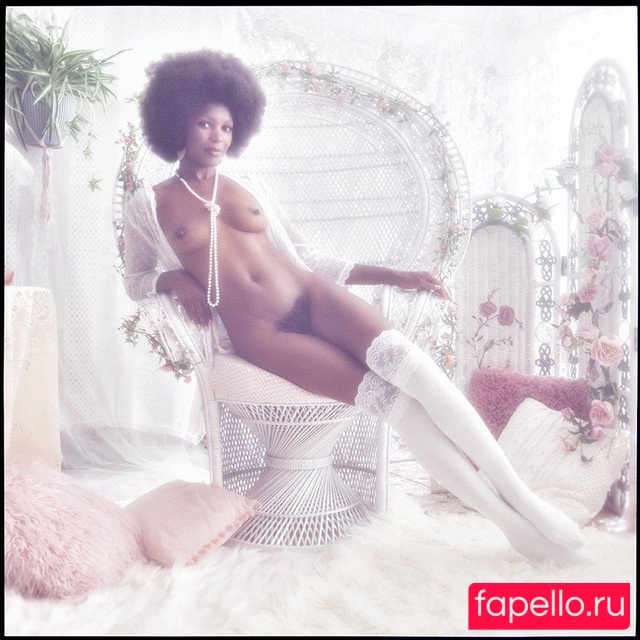 originalebonyslim Nude Onlyfans Photo 49