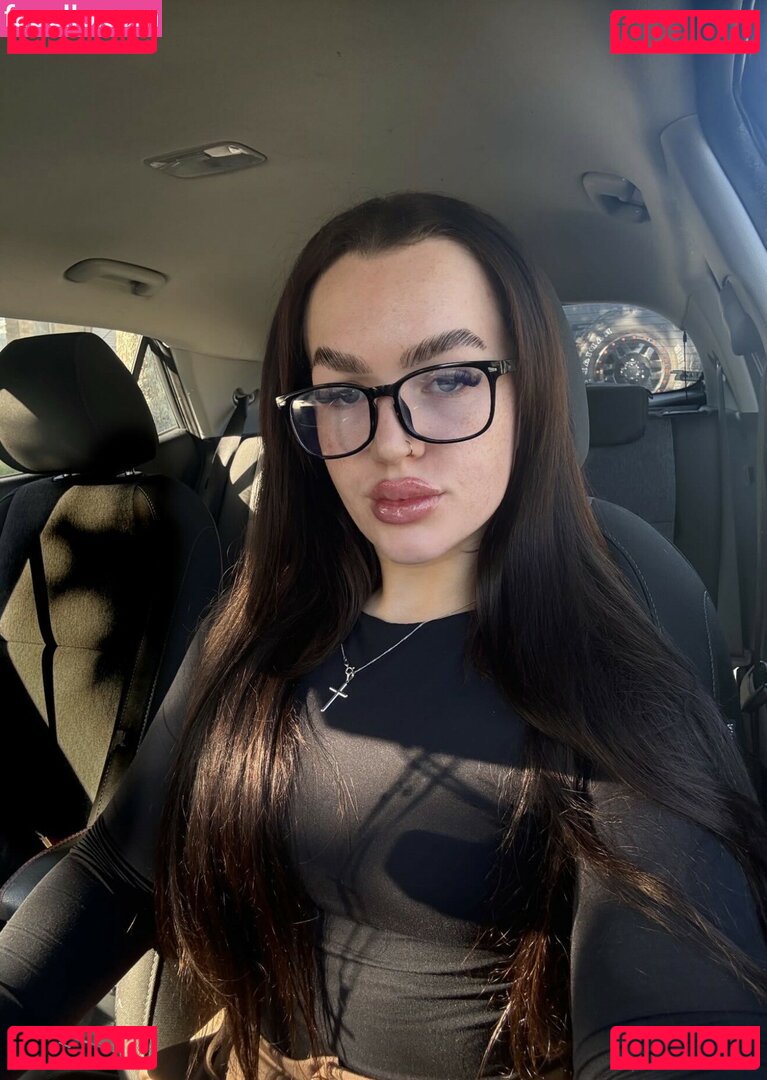 Lily Wilson Nude Onlyfans Photo 4