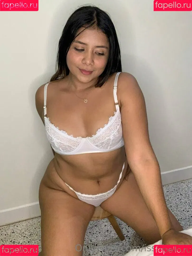 issahot30 Onlyfans Photo Gallery 
