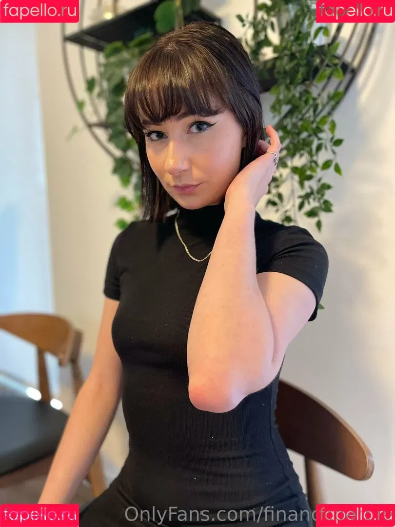 financebarbie Onlyfans Photo Gallery 