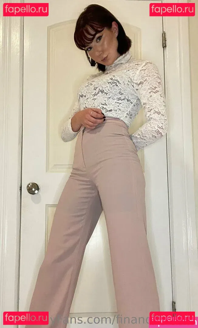 financebarbie Onlyfans Photo Gallery 