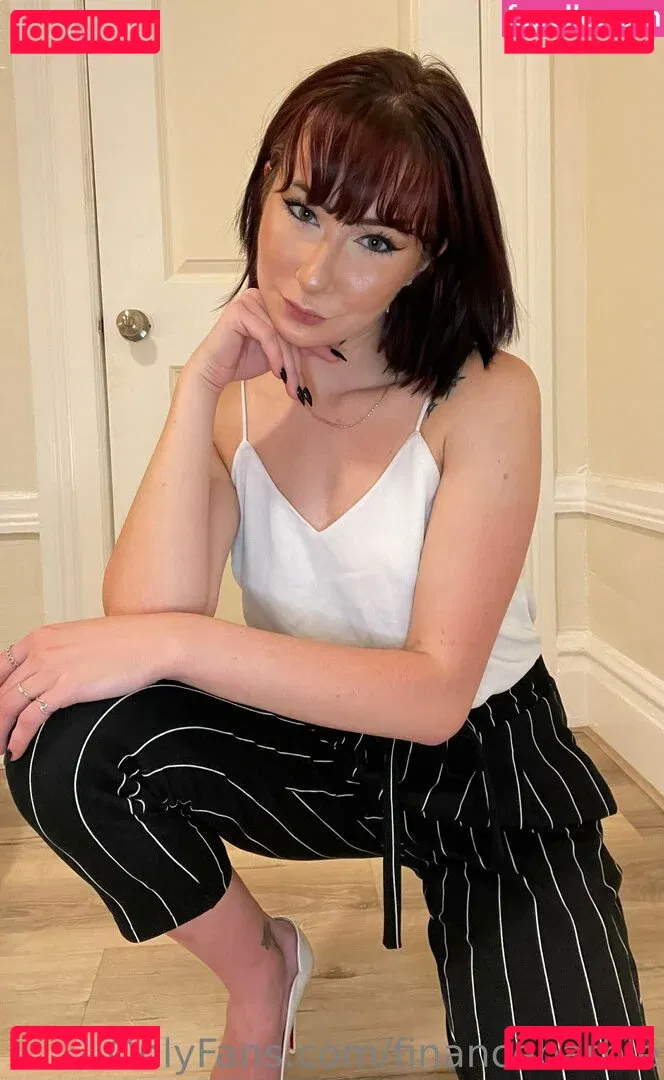 financebarbie Onlyfans Photo Gallery 