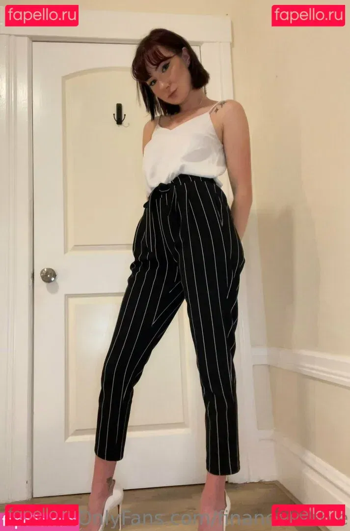 financebarbie Onlyfans Photo Gallery 