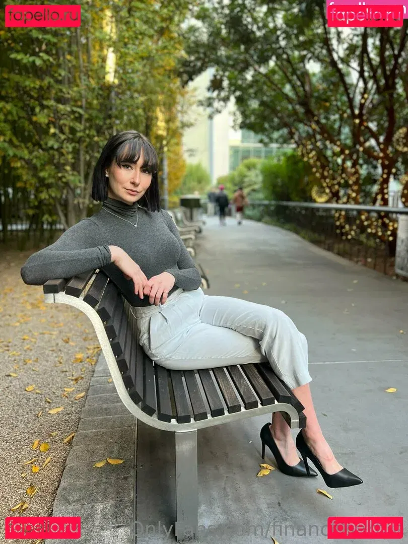 financebarbie Onlyfans Photo Gallery 