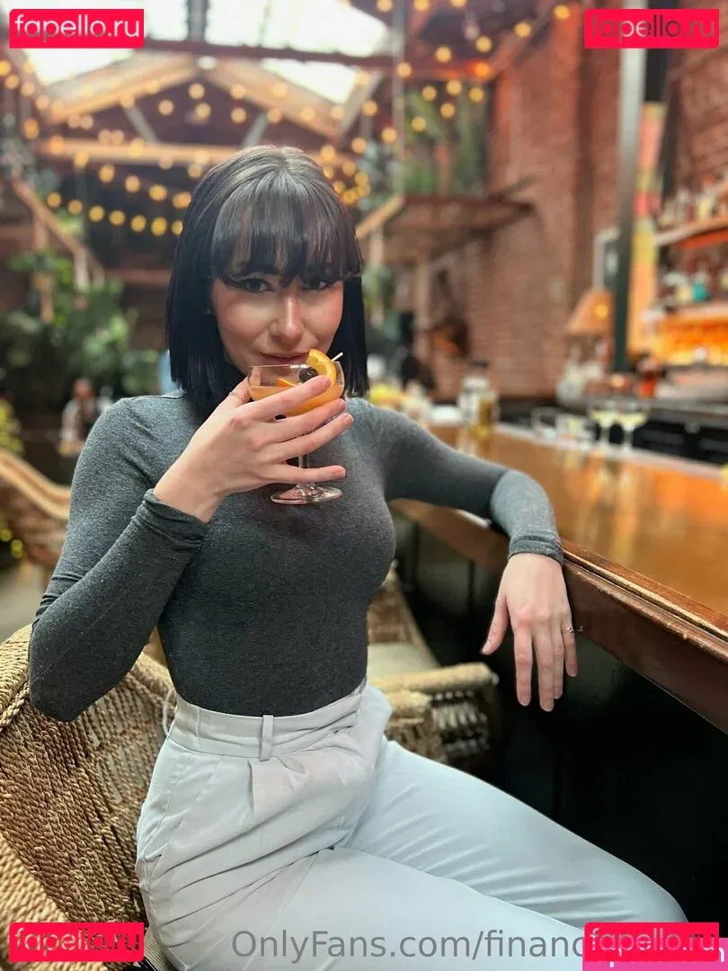 financebarbie Onlyfans Photo Gallery 