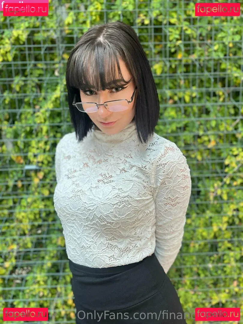 financebarbie Onlyfans Photo Gallery 