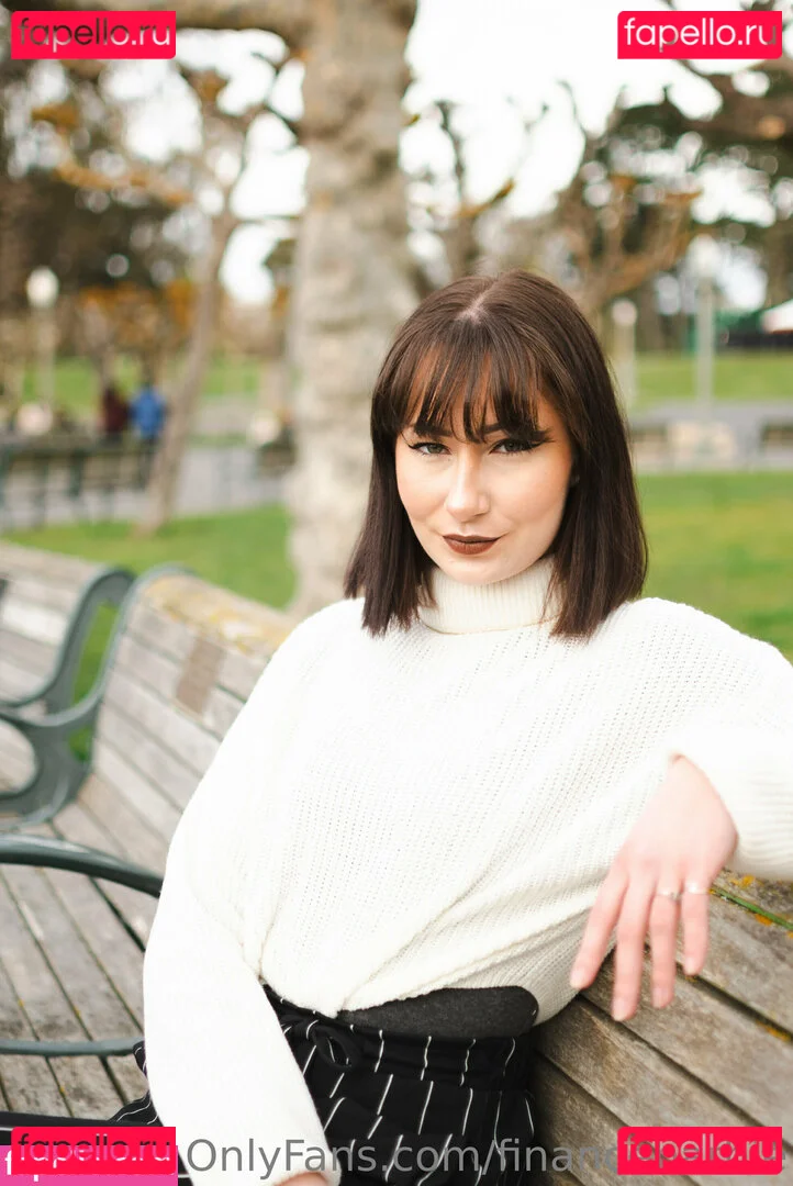 financebarbie Onlyfans Photo Gallery 