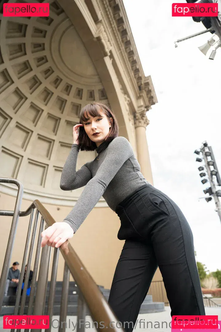 financebarbie Onlyfans Photo Gallery 