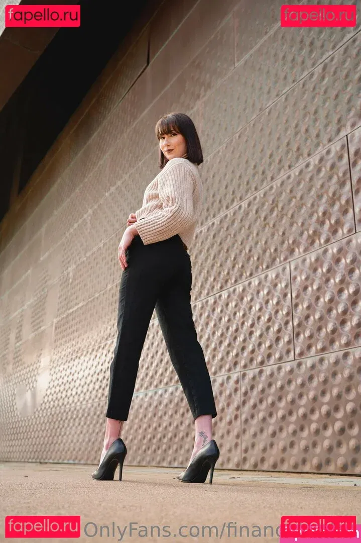 financebarbie Onlyfans Photo Gallery 