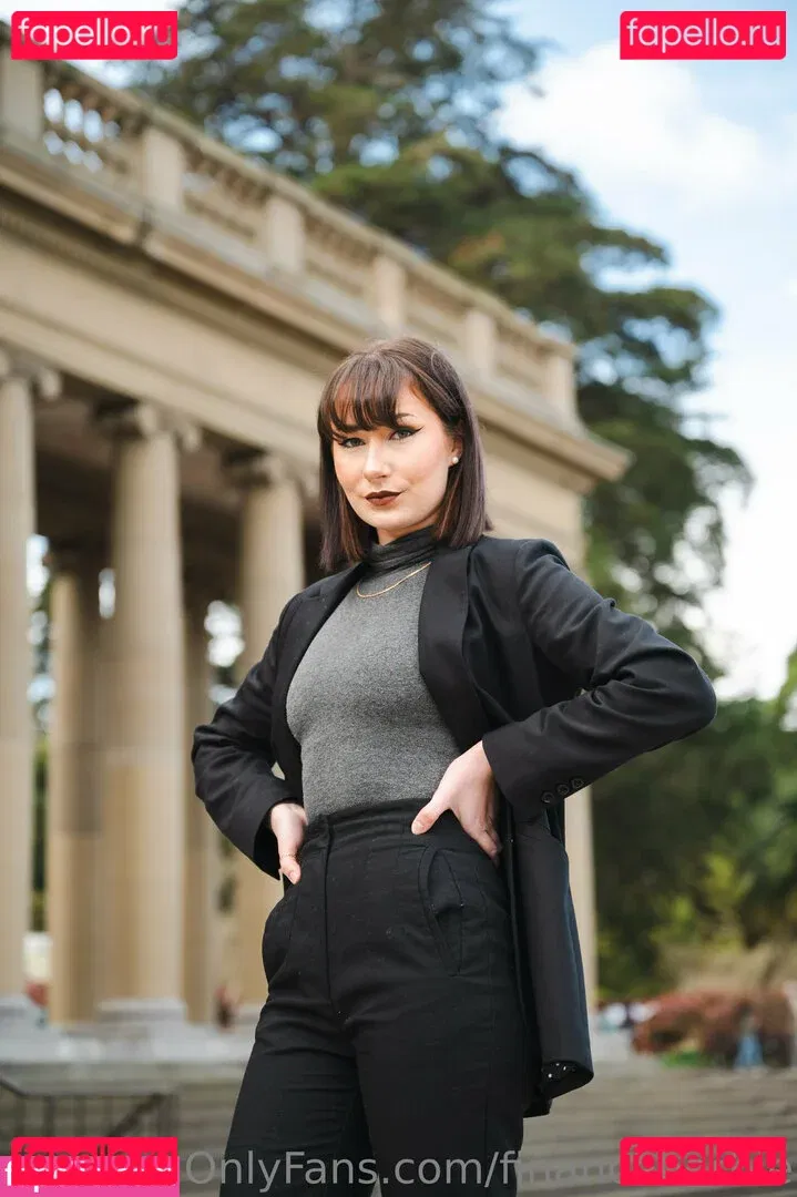 financebarbie Onlyfans Photo Gallery 