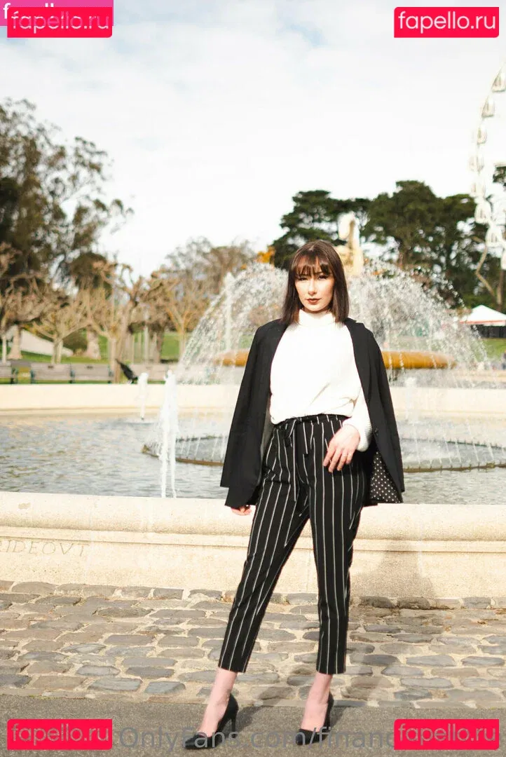 financebarbie Onlyfans Photo Gallery 