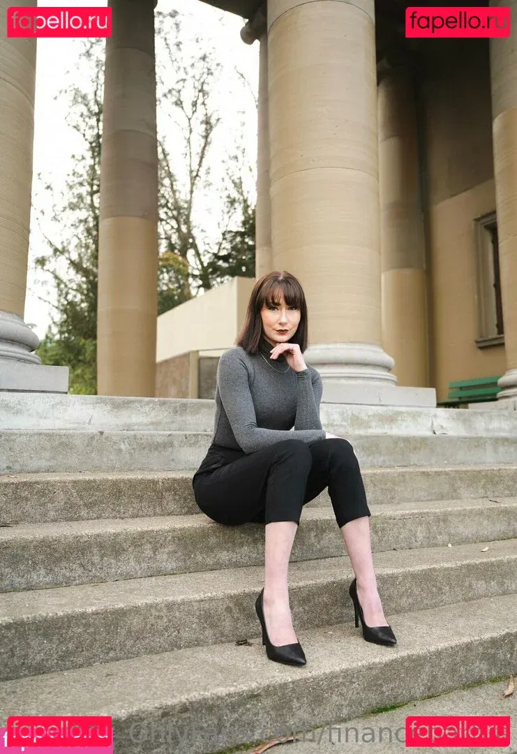 financebarbie Onlyfans Photo Gallery 