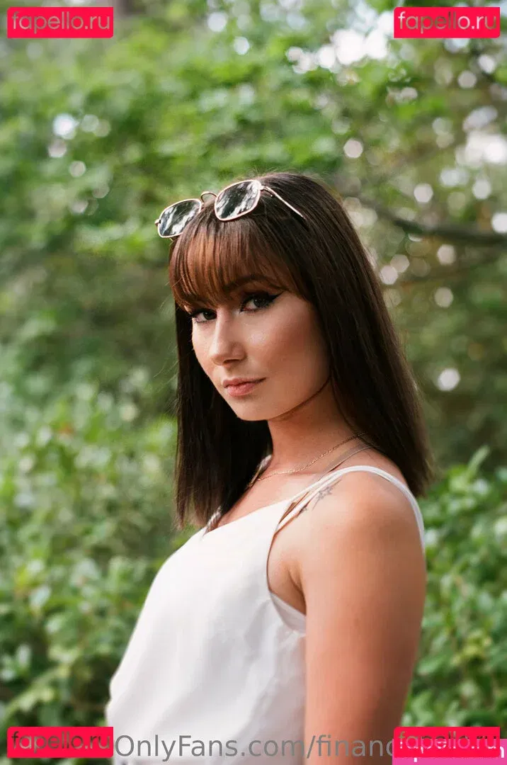 financebarbie Onlyfans Photo Gallery 