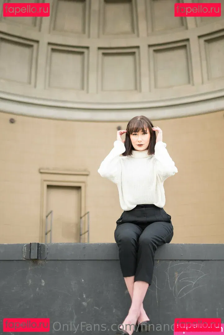 financebarbie Onlyfans Photo Gallery 