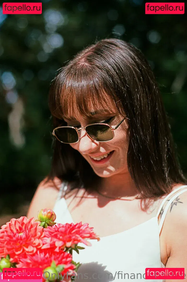 financebarbie Onlyfans Photo Gallery 