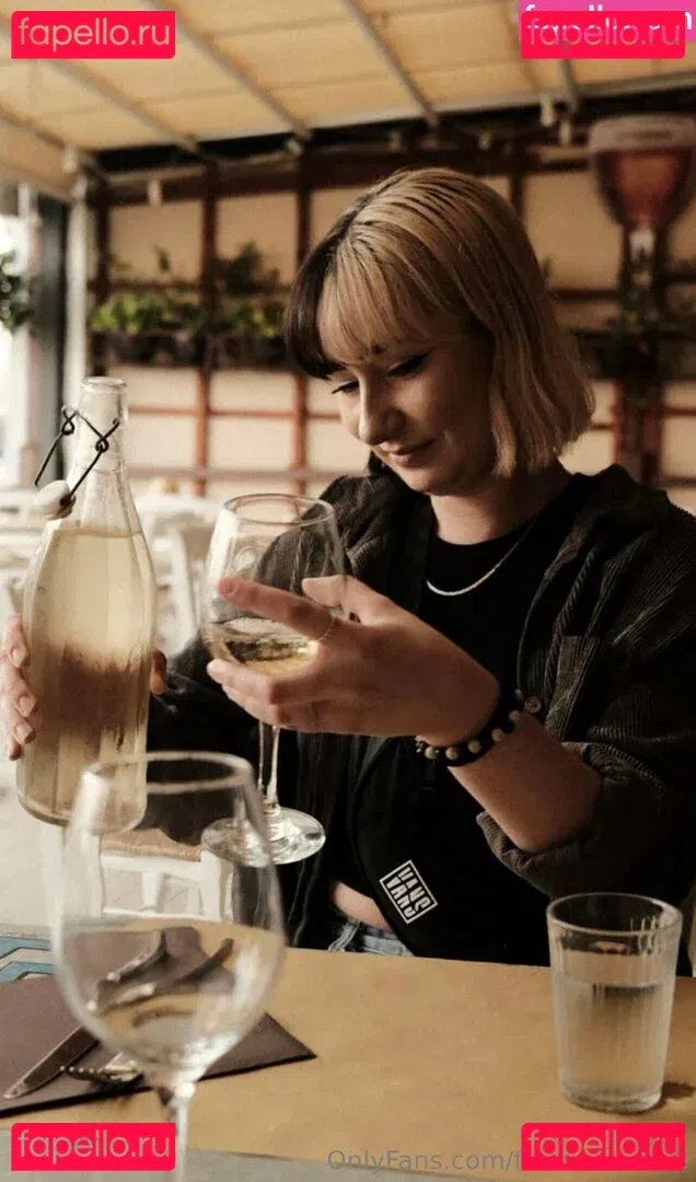 financebarbie Onlyfans Photo Gallery 