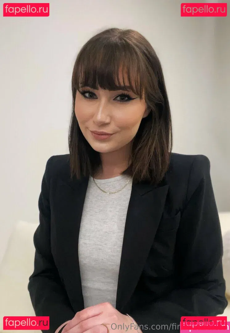 financebarbie Onlyfans Photo Gallery 