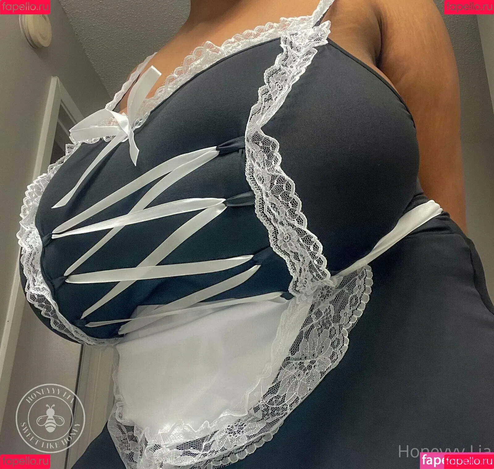 misshoneymia Onlyfans Photo Gallery 