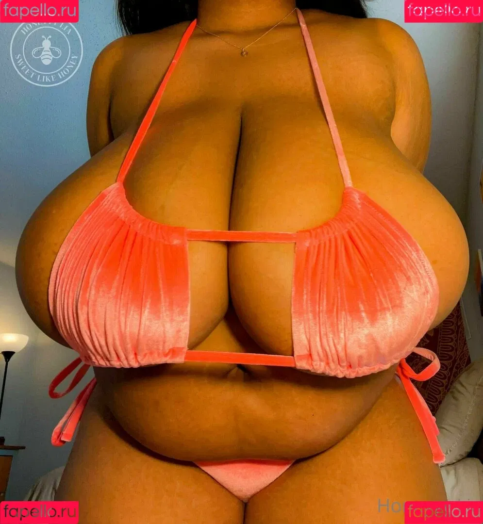 misshoneymia Onlyfans Photo Gallery 