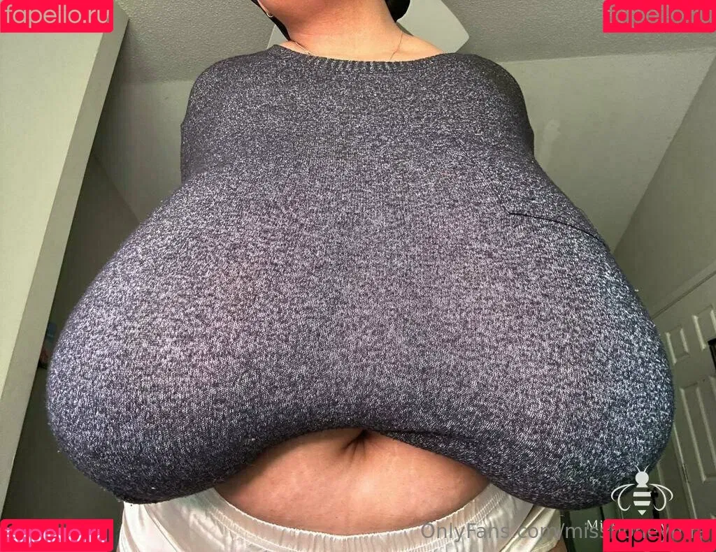 misshoneymia Onlyfans Photo Gallery 