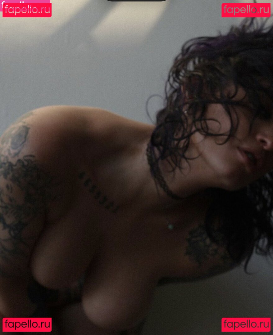 pulpfictionally Nude Onlyfans Photo 10