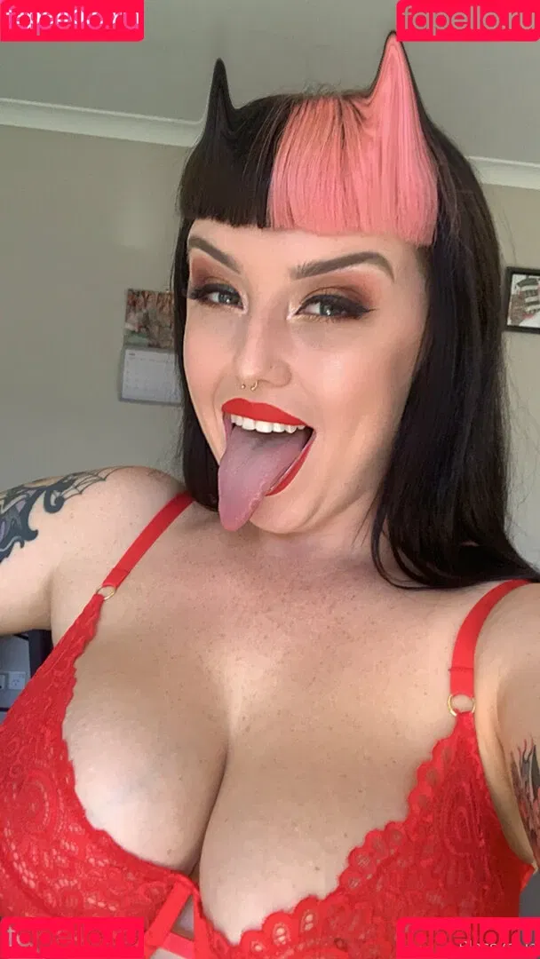 BlossyBlue Onlyfans Photo Gallery 