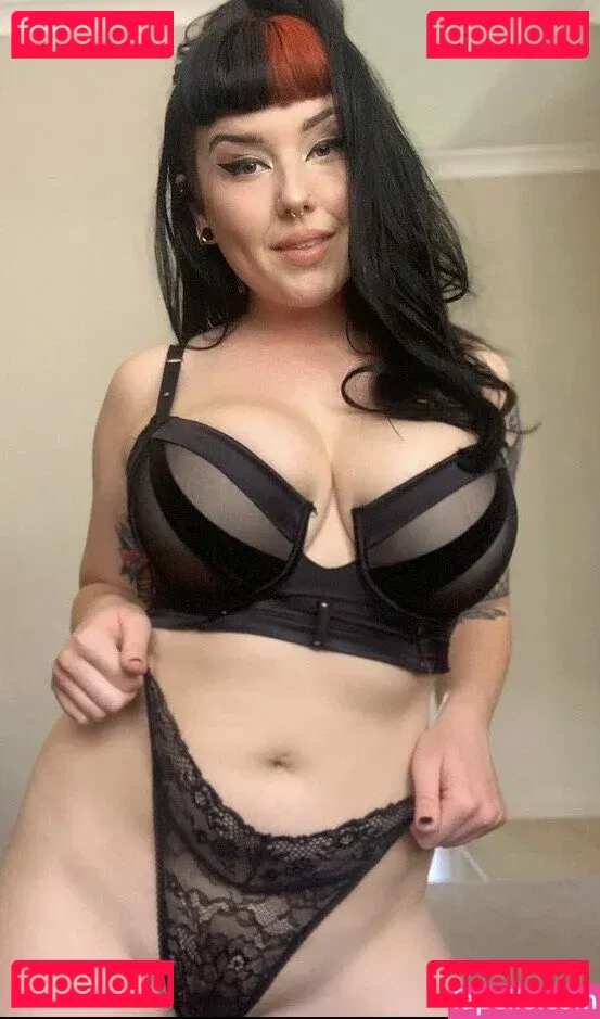 BlossyBlue Onlyfans Photo Gallery 