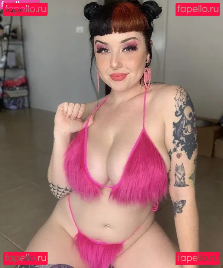 BlossyBlue Onlyfans Photo Gallery 