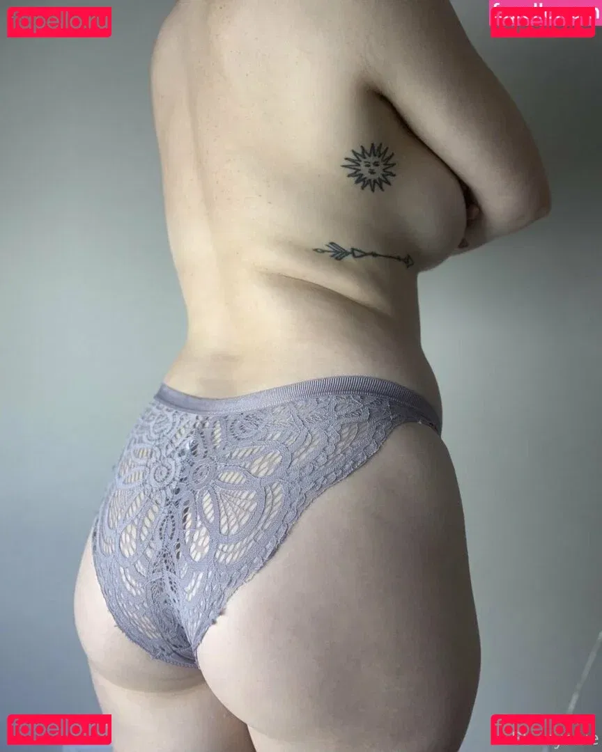 BlossyBlue Onlyfans Photo Gallery 