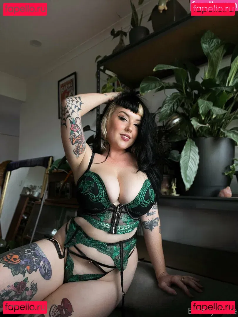 BlossyBlue Onlyfans Photo Gallery 