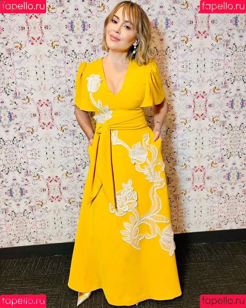 Alyssa Milano Onlyfans Photo Gallery 