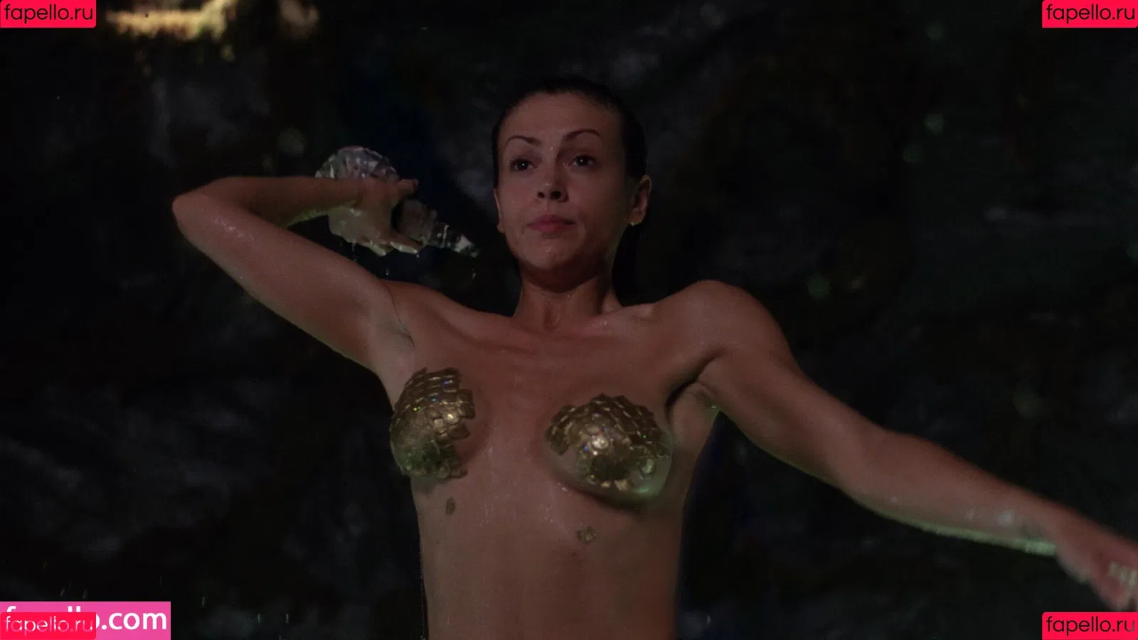 Alyssa Milano Onlyfans Photo Gallery 